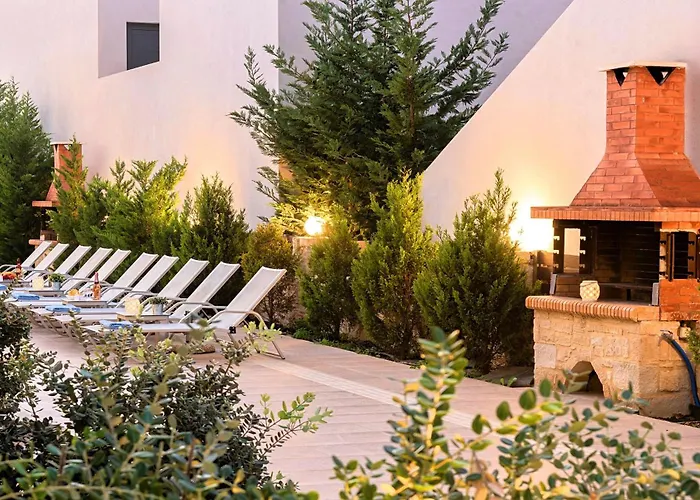 Azure Horizon Heated Pool At 550 M *